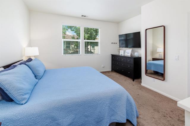 Detail Gallery Image 19 of 31 For 451 Avenida De La Luna, Vista,  CA 92083 - 2 Beds | 2 Baths