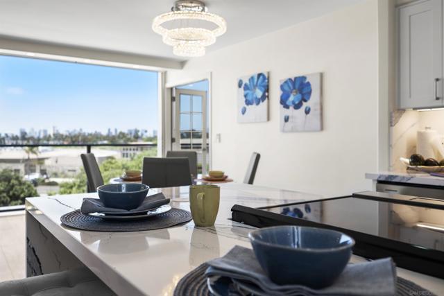 1820 Avenida del Mundo, Coronado CA: https://media.crmls.org/mediaz/61632bb0-0c4c-480c-9490-2a326029df4a.jpg