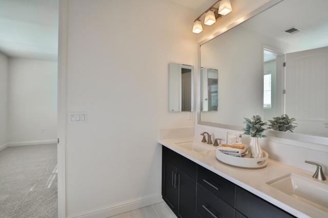 592 Santa Lucia Way, Marina CA: https://media.crmls.org/mediaz/61633bb8-4457-4fab-b18d-02e0b357dd19.jpg