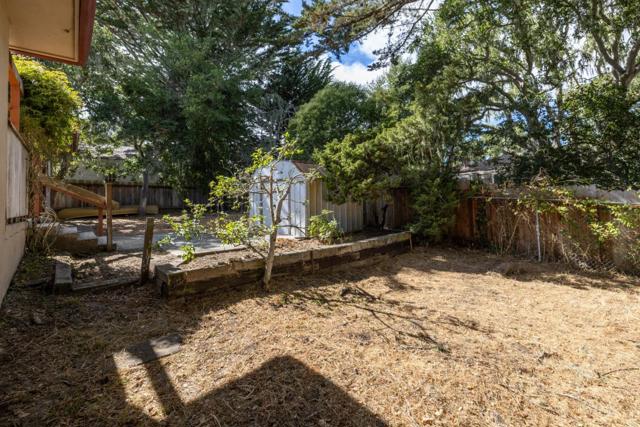 30 Via Encanto, Monterey CA: https://media.crmls.org/mediaz/6163e159-9f0c-43e8-97ea-9aa94fdcf035.jpg