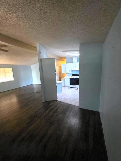 170 Sunset Circle, Vacaville CA: https://media.crmls.org/mediaz/6164600b-2787-48c9-9224-4bbd44193bad.jpg