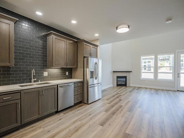 116 Aptos Village Way, Aptos CA: https://media.crmls.org/mediaz/6164bdbb-73cc-455e-8410-6a7f9b4421a8.jpg