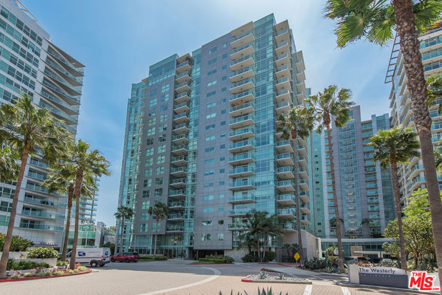 13650 Marina Pointe Drive, Marina del Rey, California 90292, 2 Bedrooms Bedrooms, ,2 BathroomsBathrooms,Condominium,For Sale,Marina Pointe,24395241