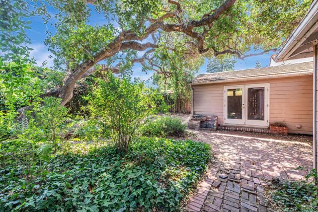 1036 Almanor Avenue, Menlo Park CA: https://media.crmls.org/mediaz/61677642-6cd8-4d7f-9315-9325cfddd066.jpg