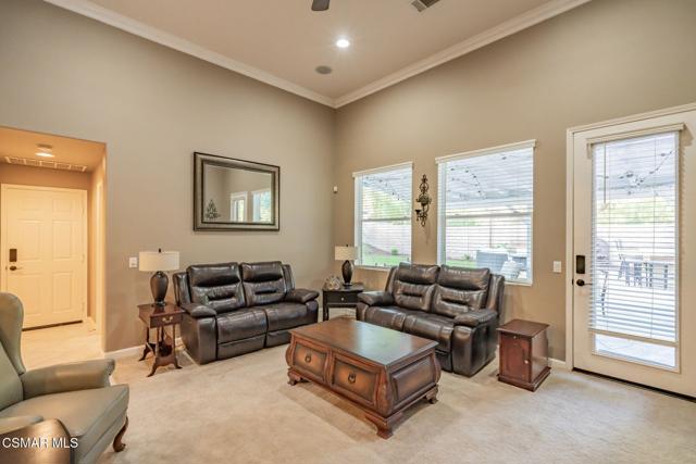 4260 Crabapple Court, Moorpark CA: https://media.crmls.org/mediaz/61678a66-f9d6-4232-8434-d07e7ba65571.jpg