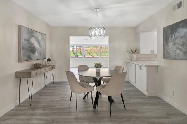 3943 Nereis Dr, La Mesa CA: https://media.crmls.org/mediaz/61678fe9-5e58-490c-9946-91447d3f0def.jpg