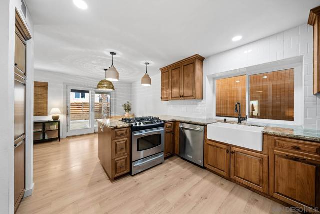 11764 66 Avenida Marcella, El Cajon CA: https://media.crmls.org/mediaz/6168616e-d7fd-4910-9534-34e755ecba70.jpg