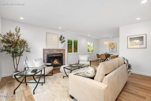 3359 Ridden Street, Camarillo CA: https://media.crmls.org/mediaz/6168f213-328e-4562-a133-7778ee258dbb.jpg