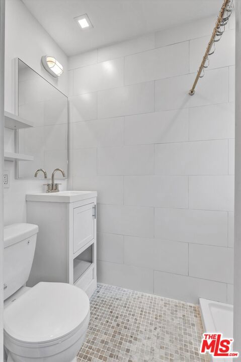 https://media.crmls.org/mediaz/61695b09-0aea-4483-9003-90301b503464.jpg?preset=X-Large