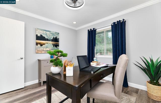 Image 28 of 43 For 23 Capistrano Ct