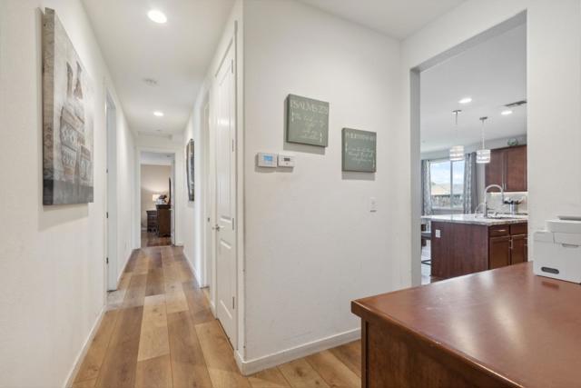 410 Thistle Court, Hollister CA: https://media.crmls.org/mediaz/616b5d42-8746-4ba4-90d5-05af8216b1fd.jpg