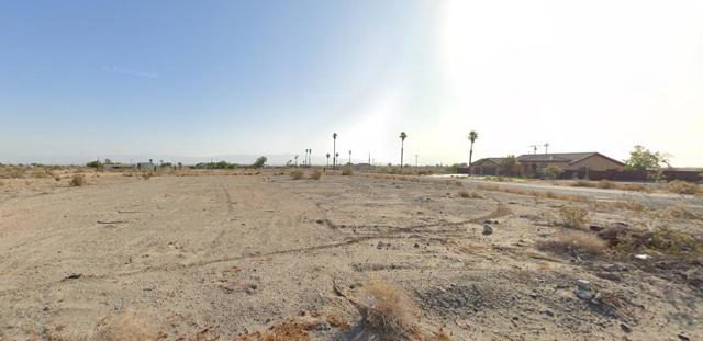 1560 Desert Sand Avenue, Thermal CA: https://media.crmls.org/mediaz/616ca619-1f3b-425c-905e-687e8fdf45f4.jpg