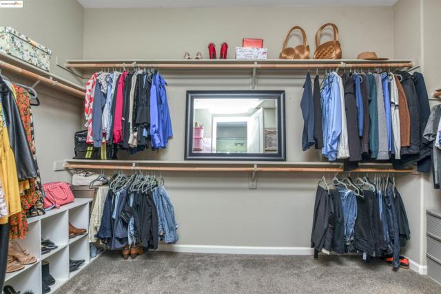 847 Dunmore St, Oakley CA: https://media.crmls.org/mediaz/616cebcd-1b71-49af-9e49-dc6b04d0056c.jpg