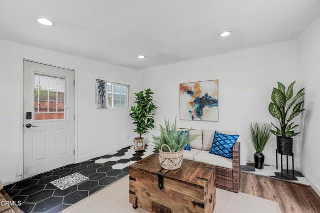 Detail Gallery Image 23 of 36 For 1892 Dunnigan St, Camarillo,  CA 93010 - 3 Beds | 2 Baths