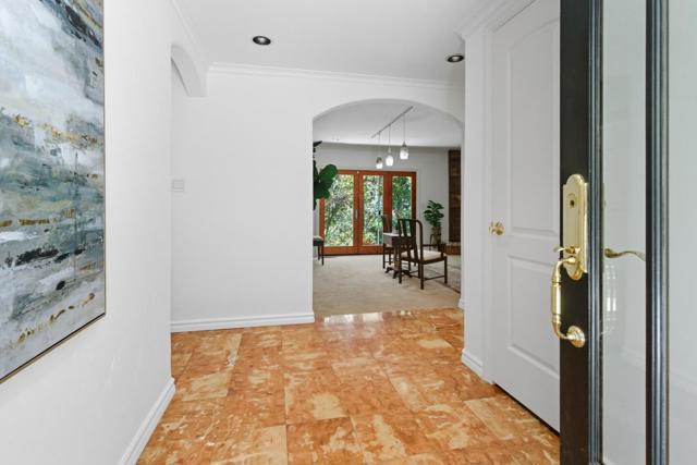 21160 Canyon View Drive, Saratoga CA: https://media.crmls.org/mediaz/616d82ea-67c6-47e2-9f2e-852c67b5fa68.jpg