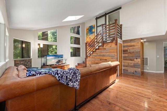 483 Echo Lane, Boulder Creek CA: https://media.crmls.org/mediaz/616e4c63-8952-49a5-b5b7-6ba3b0bfcceb.jpg
