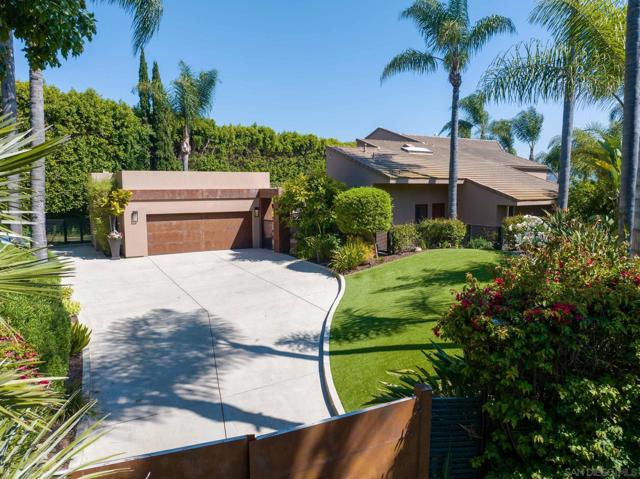 14817 Arroyo Rosita, Rancho Santa Fe CA: https://media.crmls.org/mediaz/616e4d0c-4ee7-4c5c-9d15-bb2a674832ec.jpg