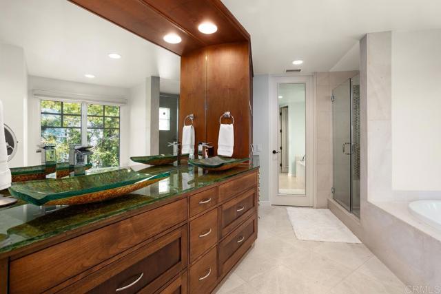 Detail Gallery Image 15 of 30 For 105 via De La Valle, Del Mar,  CA 92014 - 4 Beds | 4/1 Baths