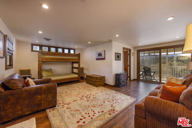 29433 Highway 33 Highway, Maricopa CA: https://media.crmls.org/mediaz/616ff559-83f8-4d9e-ae9d-23643db67a2f.jpg