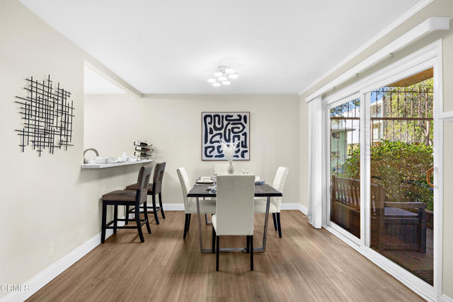 Detail Gallery Image 9 of 29 For 1127 E Del Mar Bld #114,  Pasadena,  CA 91106 - 2 Beds | 2 Baths