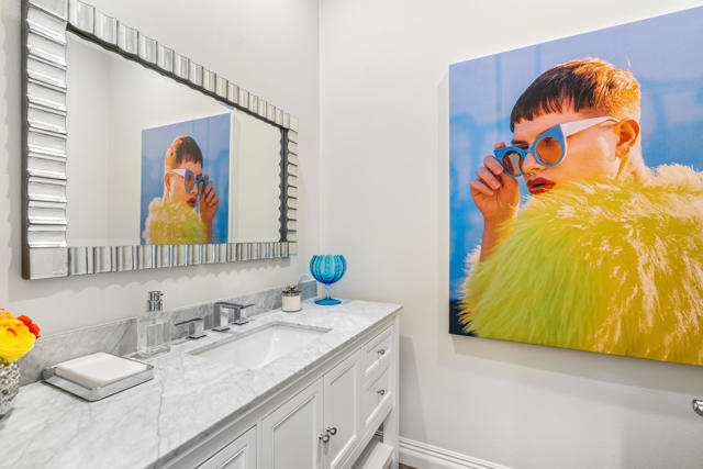 Powder ROom