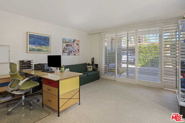 6 Cody Court, Rancho Mirage CA: https://media.crmls.org/mediaz/61725cf4-b3d9-48b7-9a50-1ac3b705947f.jpg