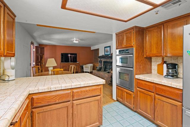 5041 Pine Ridge Avenue, Julian CA: https://media.crmls.org/mediaz/61726912-479f-4ce6-99b0-74c2ab9d2233.jpg
