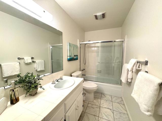 651 Spruce Street, Half Moon Bay CA: https://media.crmls.org/mediaz/6172f2a3-767a-422c-8cb8-8dfa123cab85.jpg