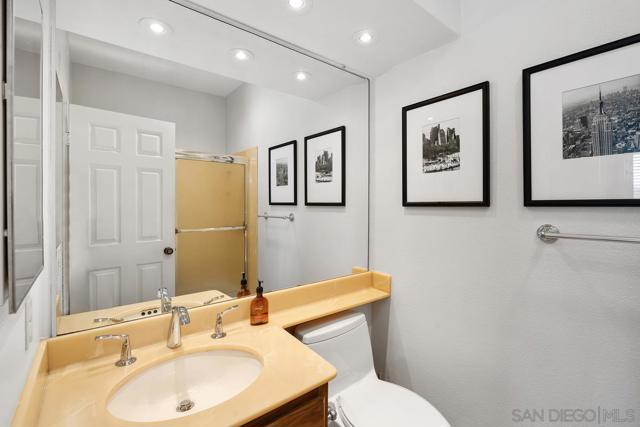 5865 FRIARS RD, San Diego CA: https://media.crmls.org/mediaz/617301f7-e3b8-469e-9c2e-36808aa9e86d.jpg