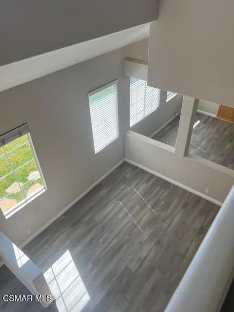 3101 La Casa Court, Thousand Oaks CA: https://media.crmls.org/mediaz/61735d15-1065-4846-8b05-b4d3fa04bcca.jpg