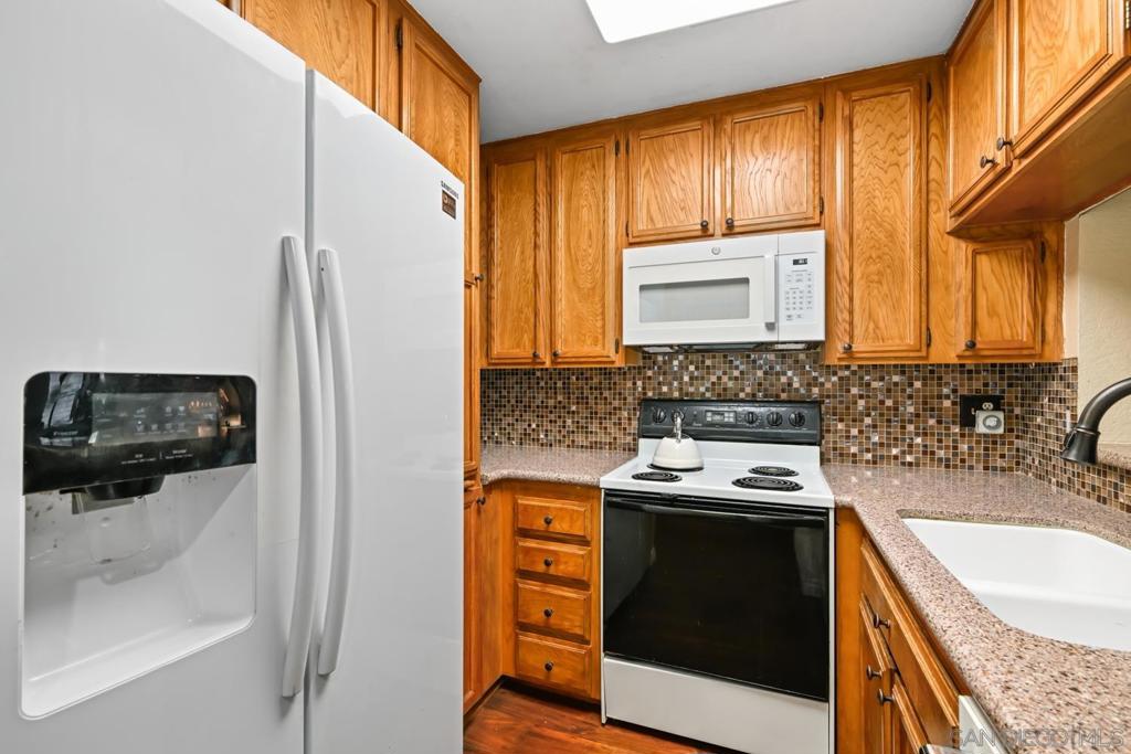 5605 Friars Rd. - photo 9