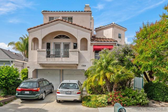 1268 Essex St, San Diego CA: https://media.crmls.org/mediaz/61745e41-8fba-4614-8fd2-cf8a35ce1221.jpg
