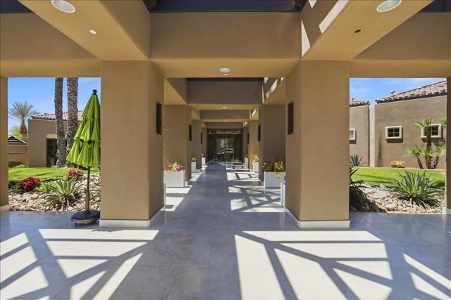 370 Gold Canyon Drive, Palm Desert, CA 92211