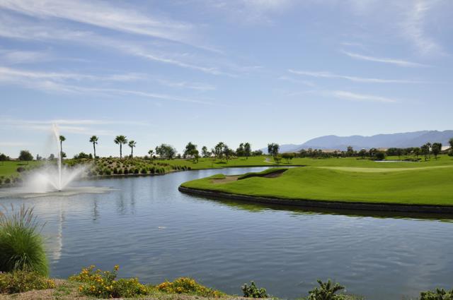 40973 Corte La Fonda, Indio CA: https://media.crmls.org/mediaz/6177aaa3-177e-4738-8078-059c7a4ab72a.jpg