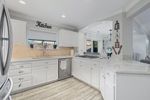 16935 Pine Way, Morgan Hill CA: https://media.crmls.org/mediaz/6177bde9-c203-41f1-8524-bb18fd07d3a9.jpg