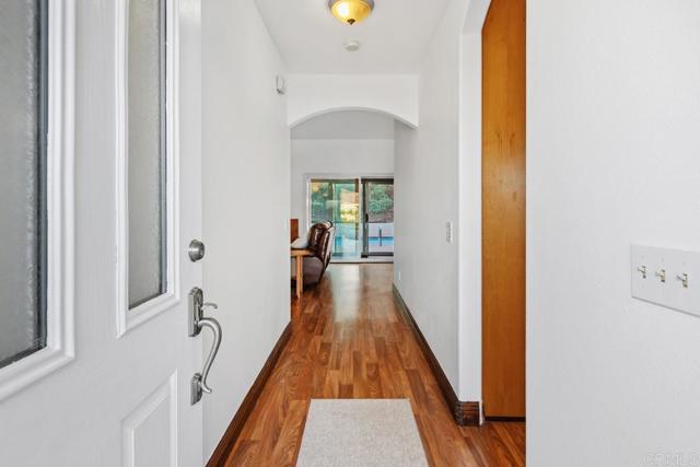 Detail Gallery Image 3 of 44 For 11515 Escoba Pl, San Diego,  CA 92127 - 4 Beds | 2 Baths