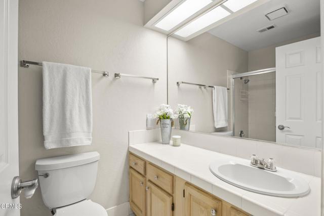 Detail Gallery Image 20 of 44 For 260 Camino Toluca, Camarillo,  CA 93010 - 3 Beds | 2 Baths