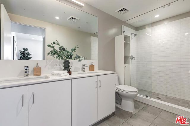 3 Bed Home for Sale in Santa Monica, California