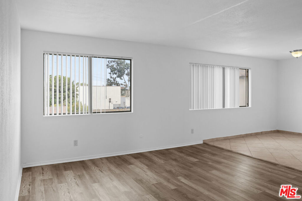 324 Stepney Street #8