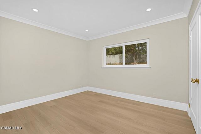 23_11946772_184500_184500-EM-123