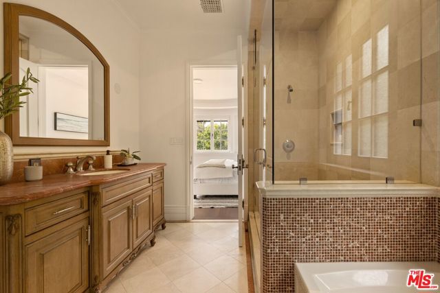 13023 Sunset Boulevard, Los Angeles, California 90049, 5 Bedrooms Bedrooms, ,9 BathroomsBathrooms,Single Family Residence,For Sale,Sunset,24386981