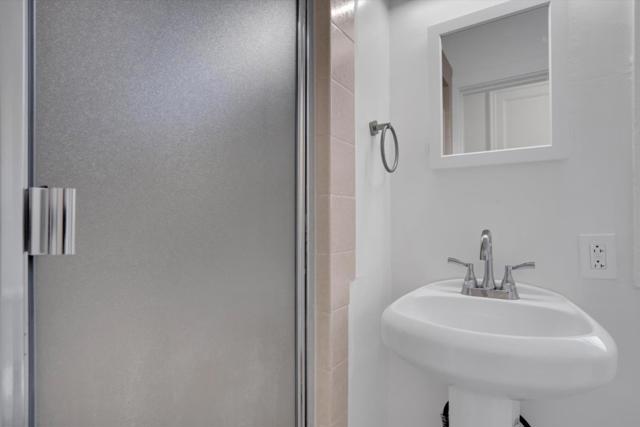 2310 Pacific Avenue, Alameda CA: https://media.crmls.org/mediaz/617e3375-65b5-4006-8359-9566a8c18f4f.jpg