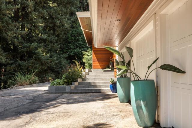101 Endlich Drive, Santa Cruz CA: https://media.crmls.org/mediaz/617f618d-89d3-42c0-95e5-f252d3b8b605.jpg