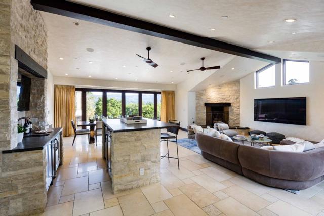 40 Tagus Court, Portola Valley CA: https://media.crmls.org/mediaz/617f9d2f-9b91-432a-b71f-12f45cf360ae.jpg