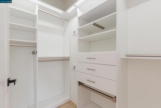 Image 49 of 56 For 200 Kirkcrest Ct