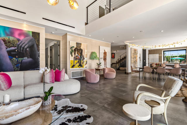427 N Avenida Caballeros, Palm Springs CA: https://media.crmls.org/mediaz/6180833c-1d29-44d3-a326-e2db76529e8c.jpg