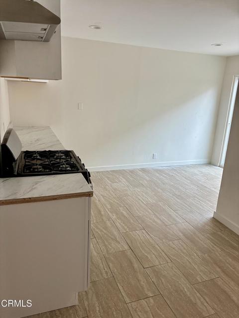 Detail Gallery Image 4 of 10 For 505 W Channel Islands Bld a,  Oxnard,  CA 93033 - 2 Beds | 1/1 Baths