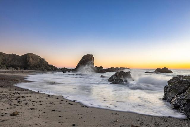 47320 Highway 1, Big Sur CA: https://media.crmls.org/mediaz/618149cc-4cca-4bb5-a218-3de31351ce61.jpg