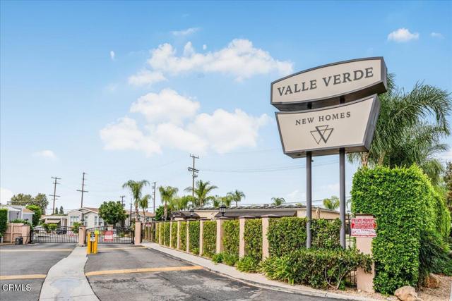 20652 Lassen Street, Chatsworth CA: https://media.crmls.org/mediaz/6182ed53-934a-49cb-afe4-a2172fecd890.jpg