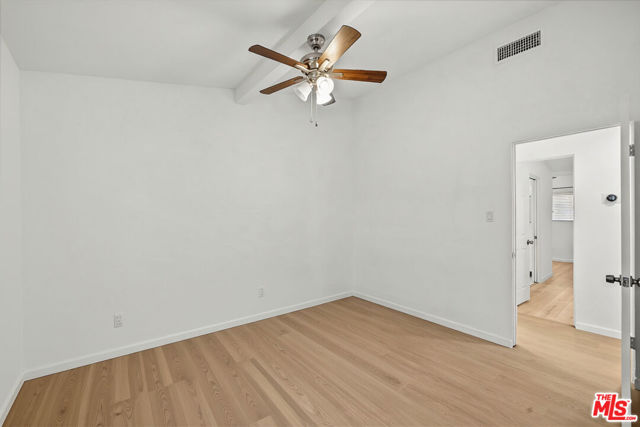 7853 Bothwell Road photo 14